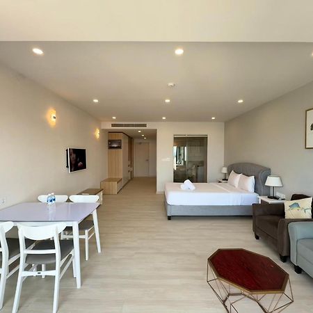 Gold Coast Nha Trang Luxury Apartment - Ocean View Екстер'єр фото